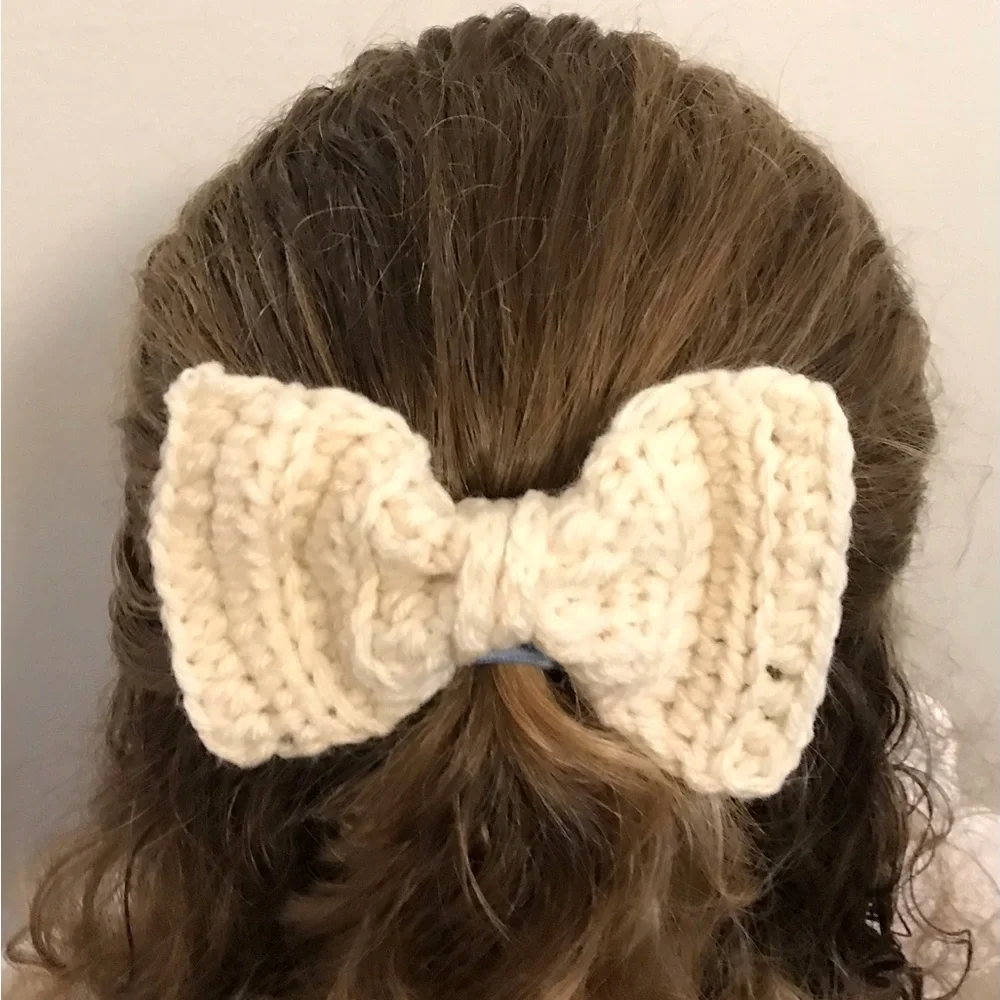 Crochet sage color boho hair bow with clasp listing is for sage bow only